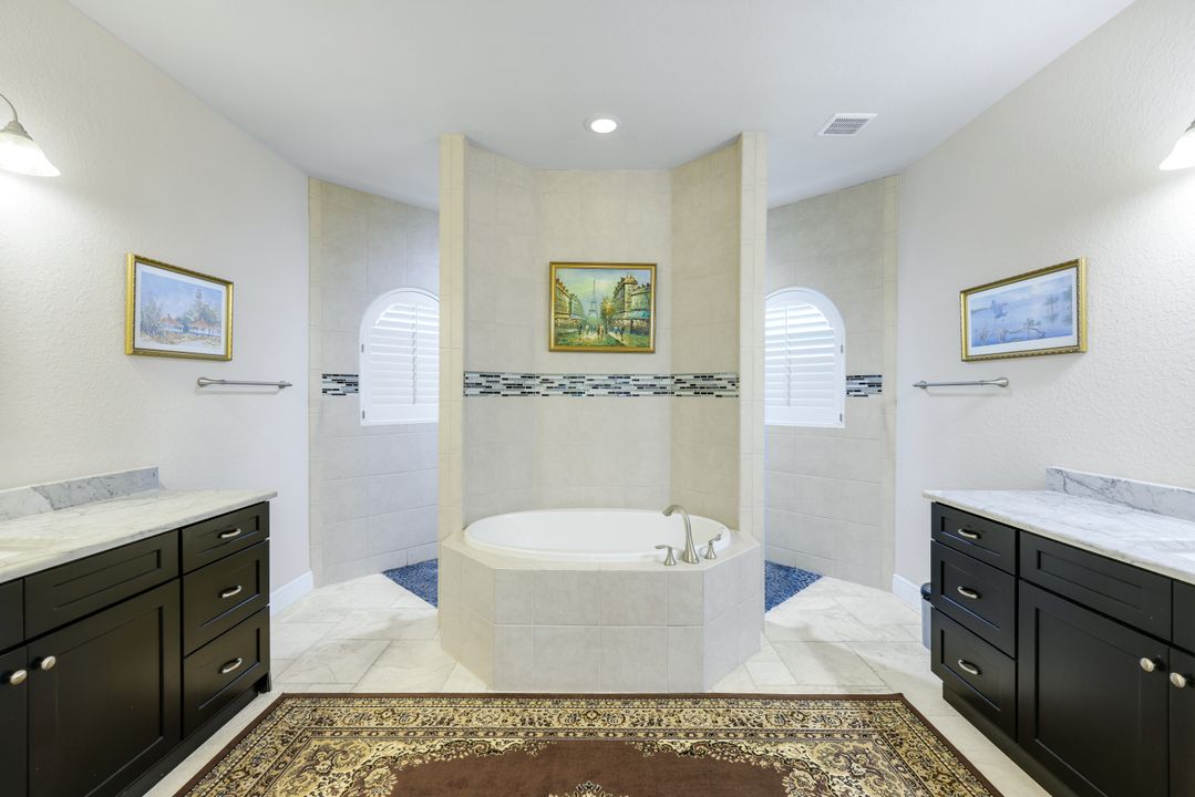 2364 NW 39th Ave, Cape Coral, FL 33993