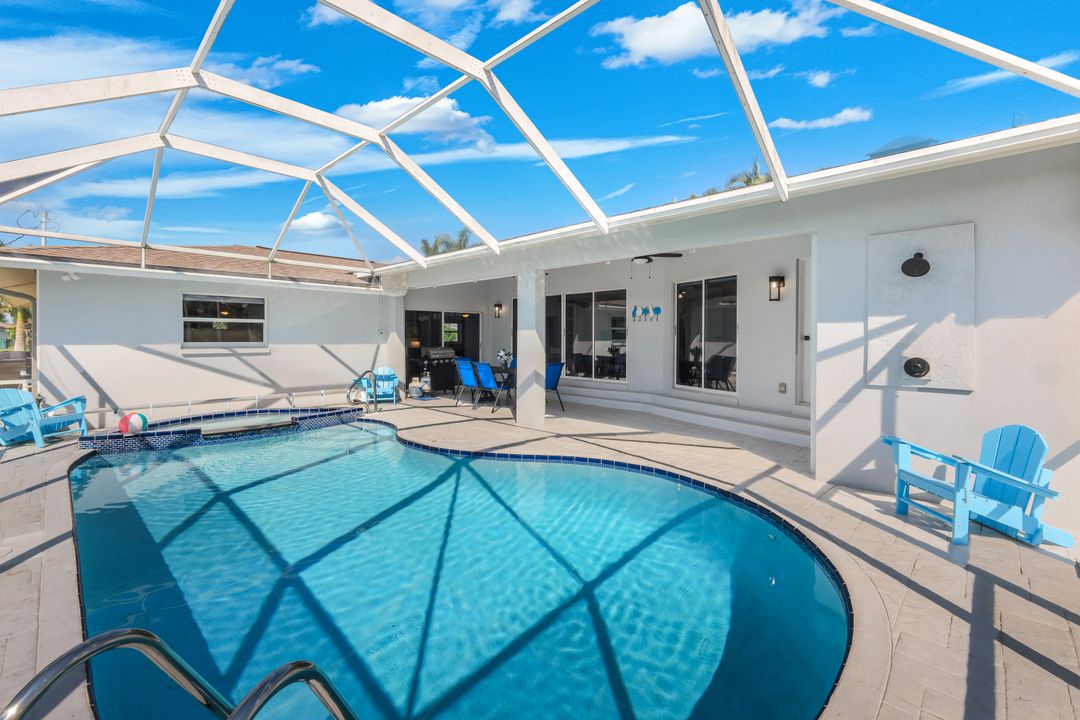 5231 Skylark Ct, Cape Coral, FL 33904