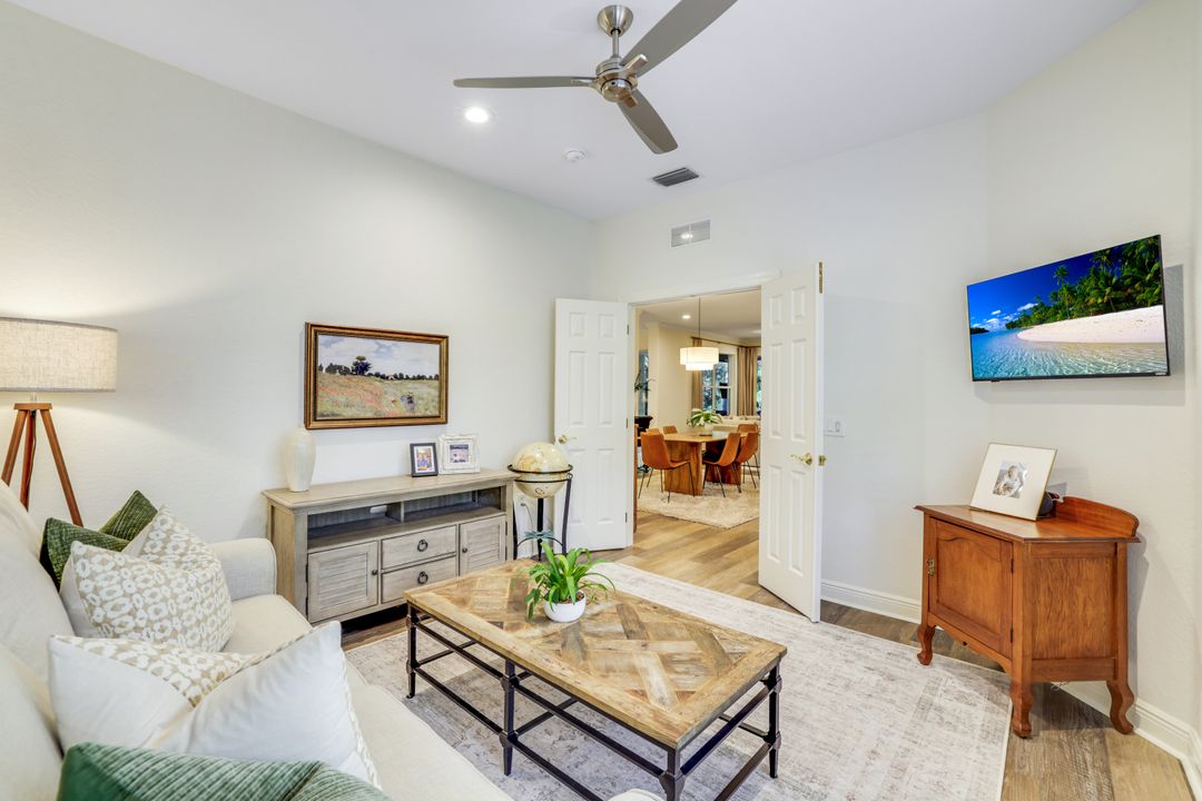 4956 Shaker Heights Ct, Naples, FL 34112