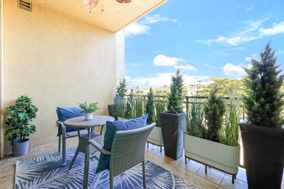 9115 Strada Pl #5205, Naples, FL 34108