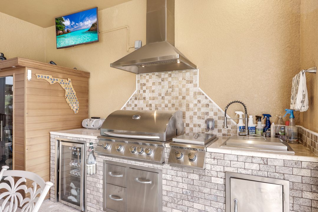 2364 NW 39th Ave, Cape Coral, FL 33993