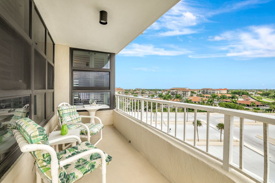 320 Seaview Ct #706, Marco Island, FL 34145