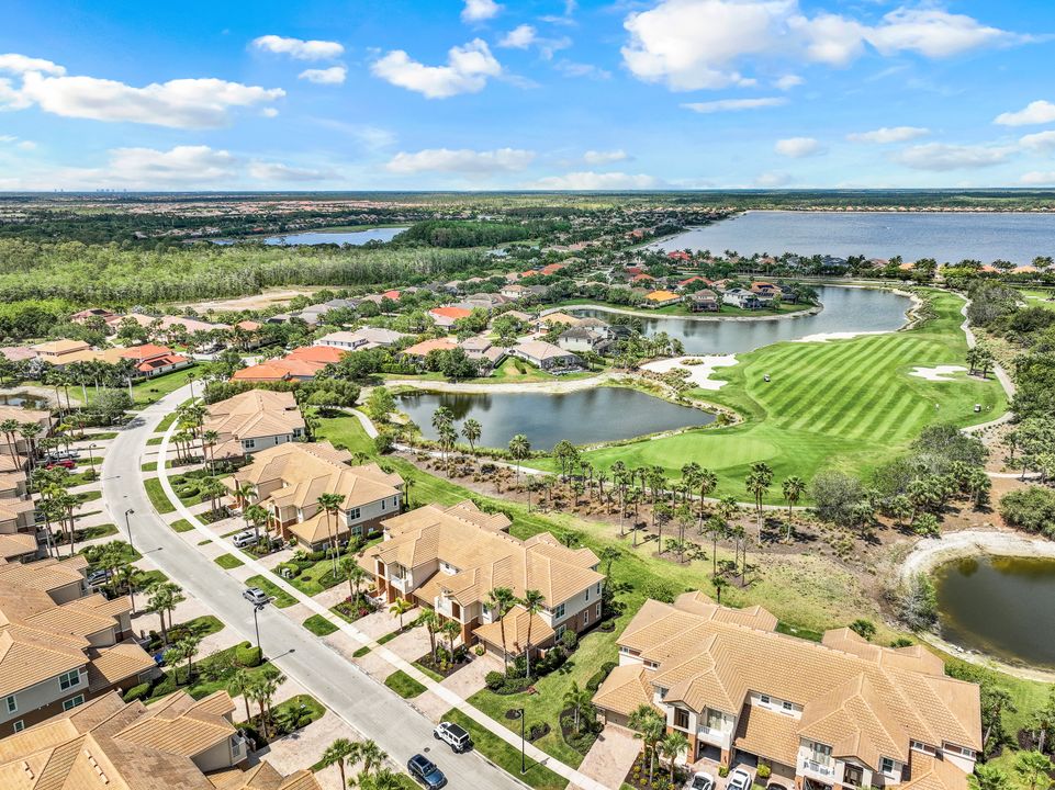 9204 Quartz Ln #201, Naples, FL 34120