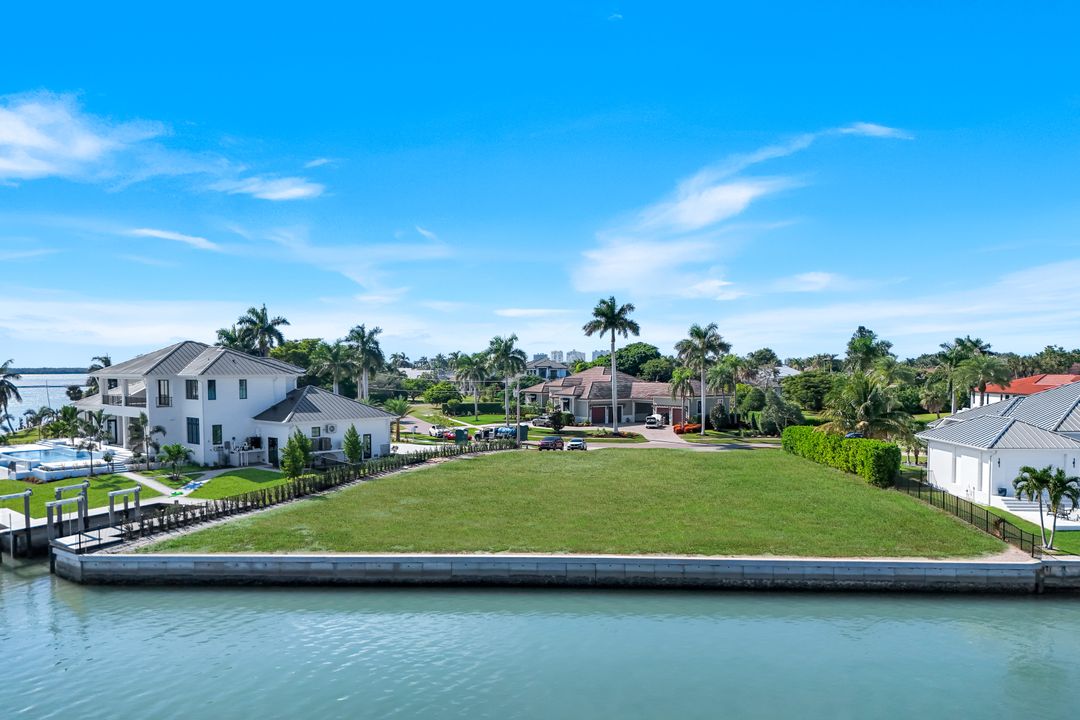 995 Caxambas Dr, Marco Island, FL 34145