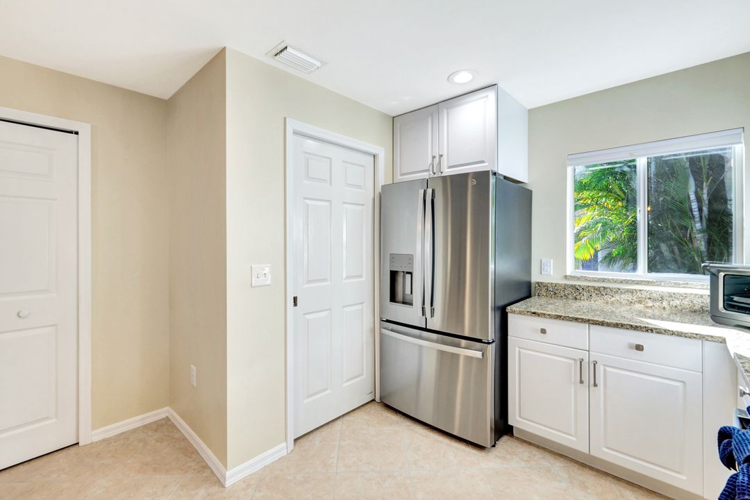 11631 Red Hibiscus Dr, Bonita Springs, FL 34135