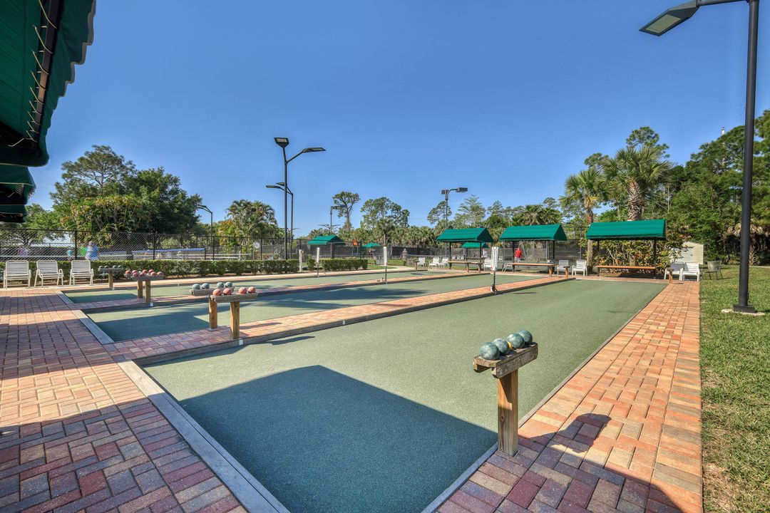 4000 Loblolly Bay Dr #302, Naples, FL 34114