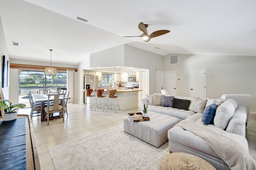 1940 SE 6th Ave, Cape Coral, FL 33990