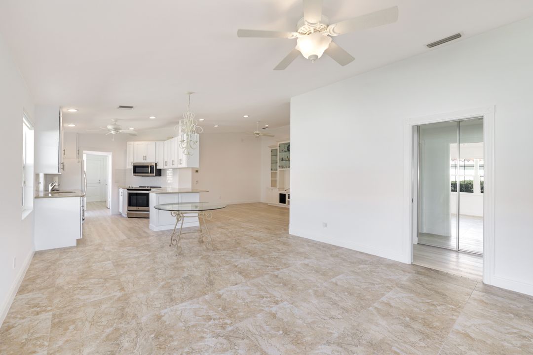 4103 Los Altos Ct, Naples, FL 34109