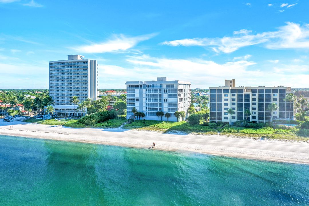 9811 Gulf Shore Dr #203, Naples, FL 34108