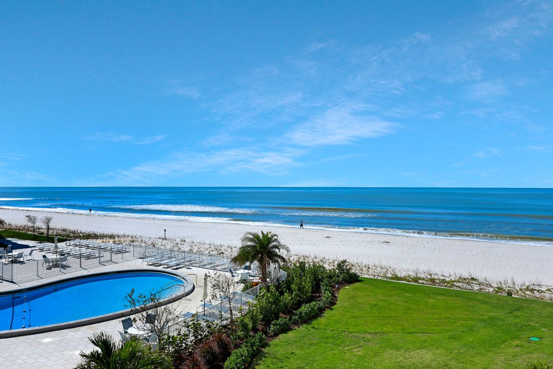 3443 Gulf Shore Blvd N #3044, Naples, FL 34103