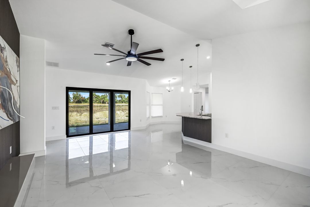 2618 Queen Dr, Lehigh Acres, FL 33971