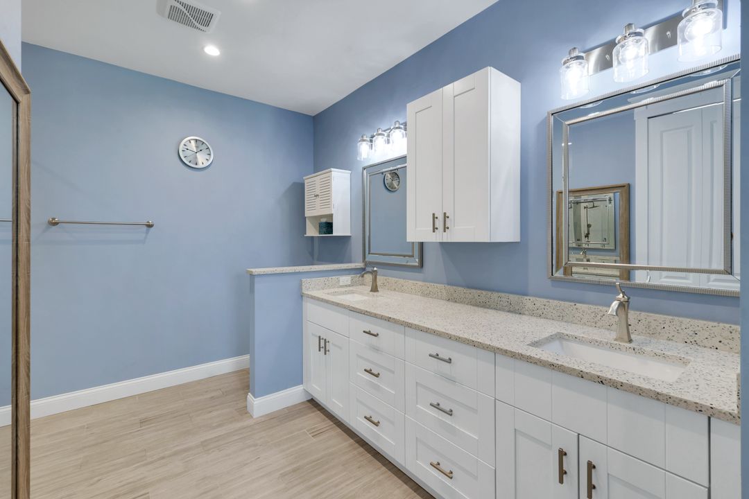 1160 13th St SW, Naples, FL 34117