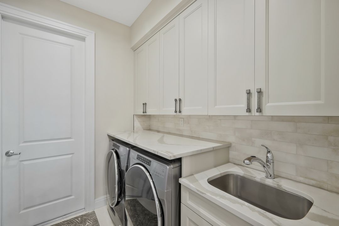 16808 Lady Diana Ct, Cape Coral, FL 33991