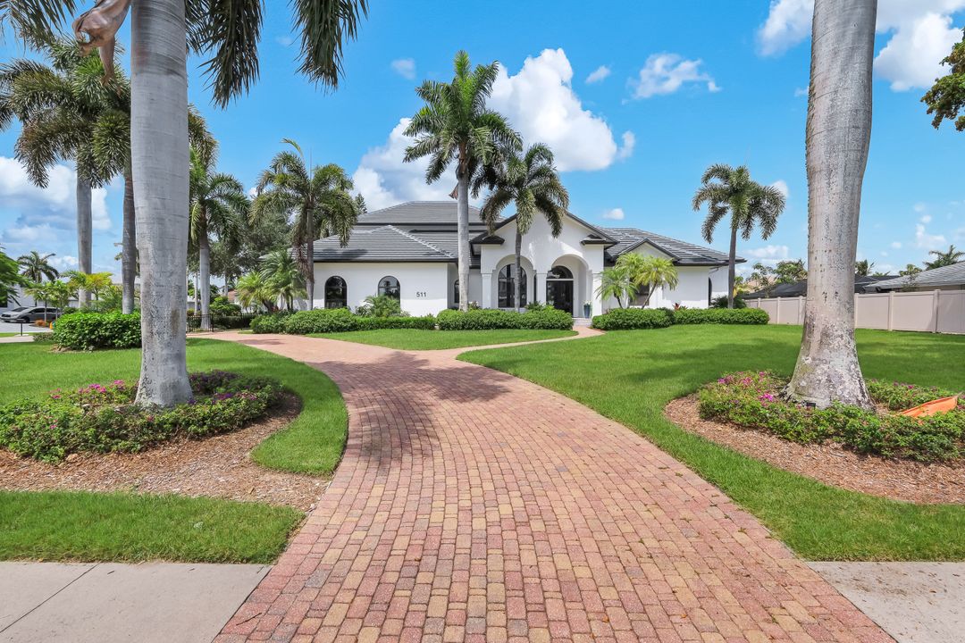 511 Alameda Ct, Marco Island, FL 34145