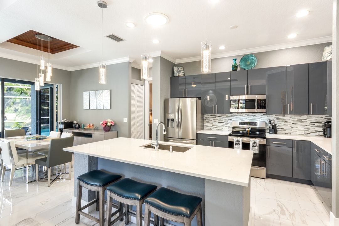 14615 Glen Eden Dr, Naples, FL 34110