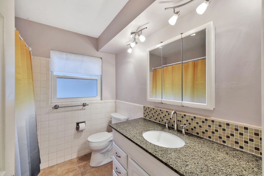 2201 41st Terrace SW, Naples, FL 34116