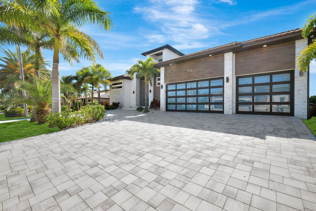 1110 Lenox Ct, Cape Coral, FL 33904