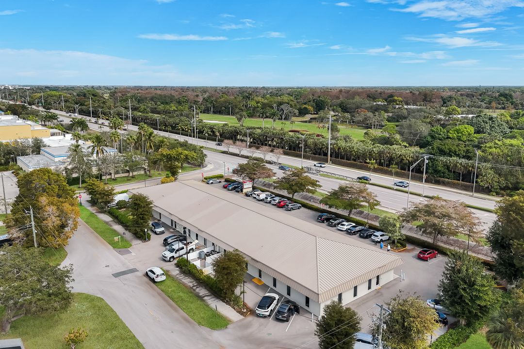 2977 Goodlette-Frank Rd, Naples, FL 34103