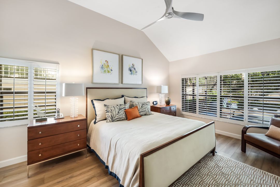 353 Carlton Pl, Naples, FL 34108