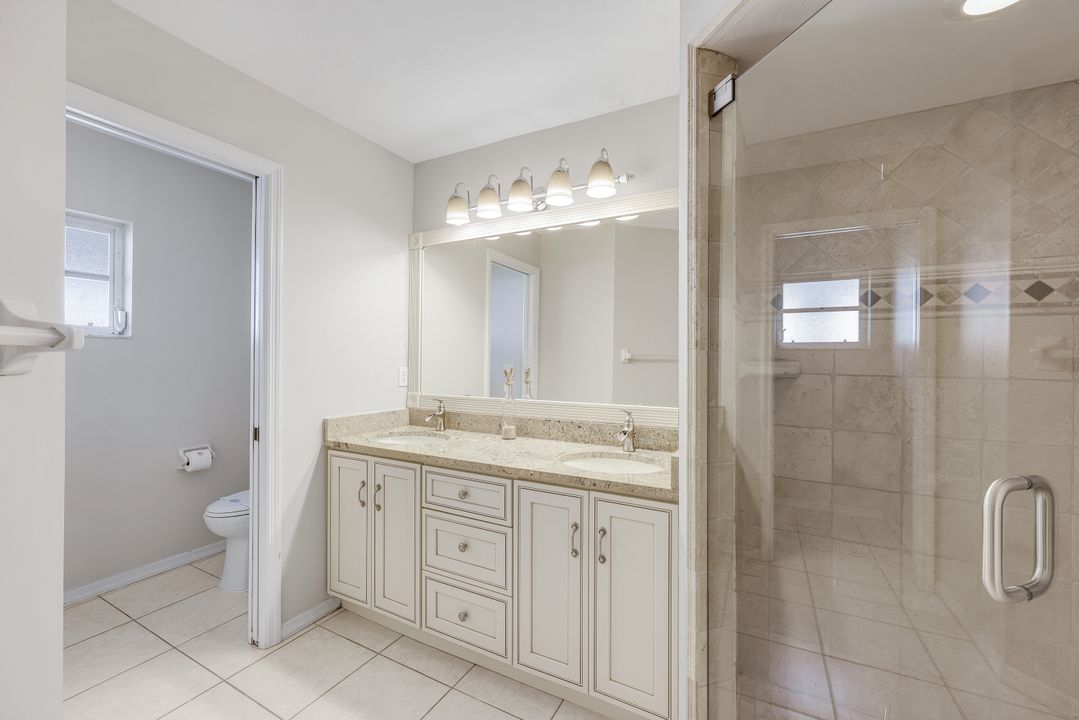 2513 Everest Pkwy, Cape Coral, FL 33904