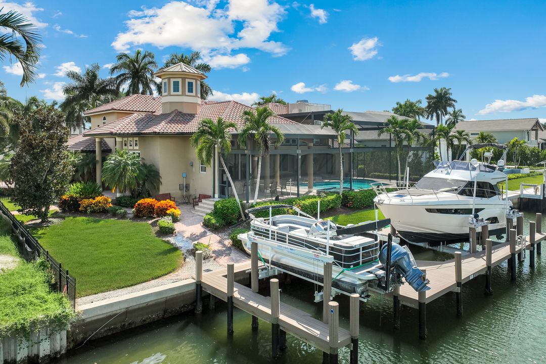 1658 McIlvaine Ct, Marco Island, FL 34145