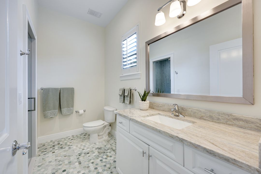 27154 Harbor Dr, Bonita Springs, FL 34135