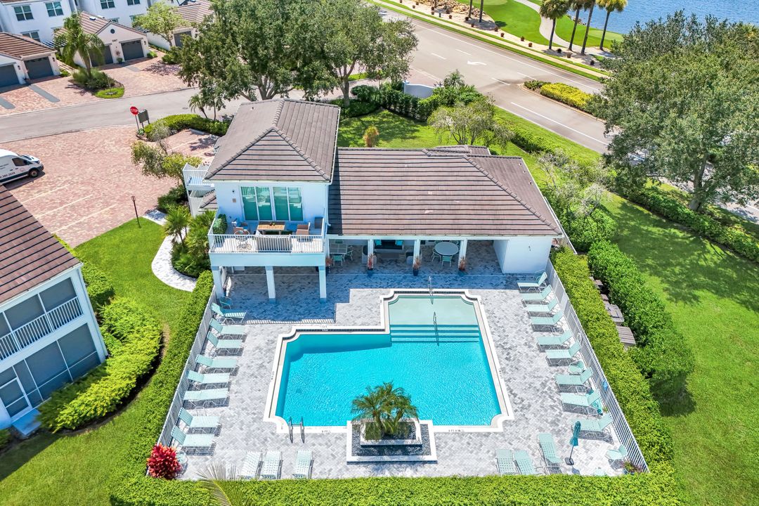 5959 Sand Wedge Ln #406, Naples, FL 34110
