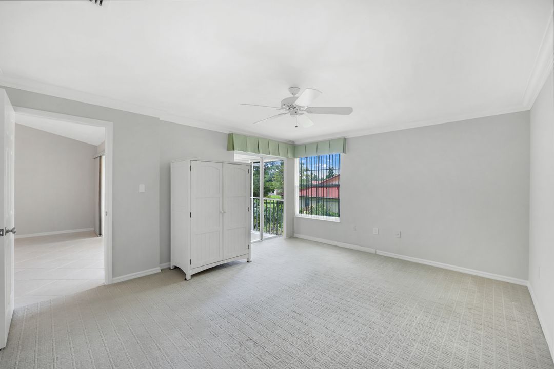 4261 Shetland Ct #205, Naples, FL 34112