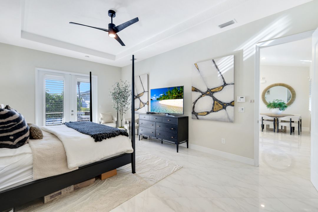 27080 Flamingo Dr, Bonita Springs, FL 34135