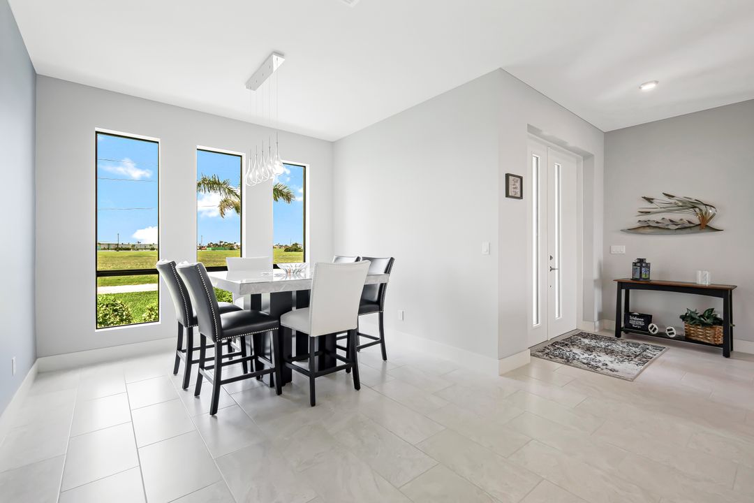 3213 NW 9th St, Cape Coral, FL 33993