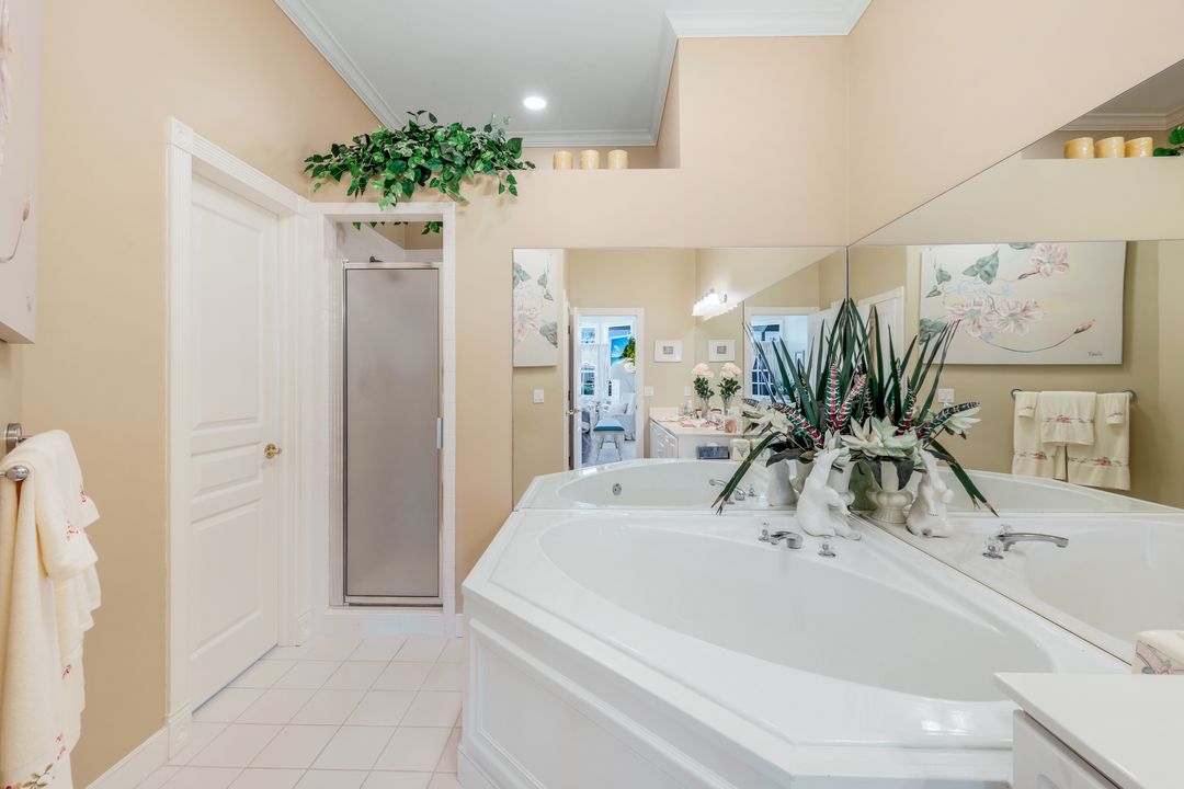 1181 Whiteheart Ct, Marco Island, FL 34145