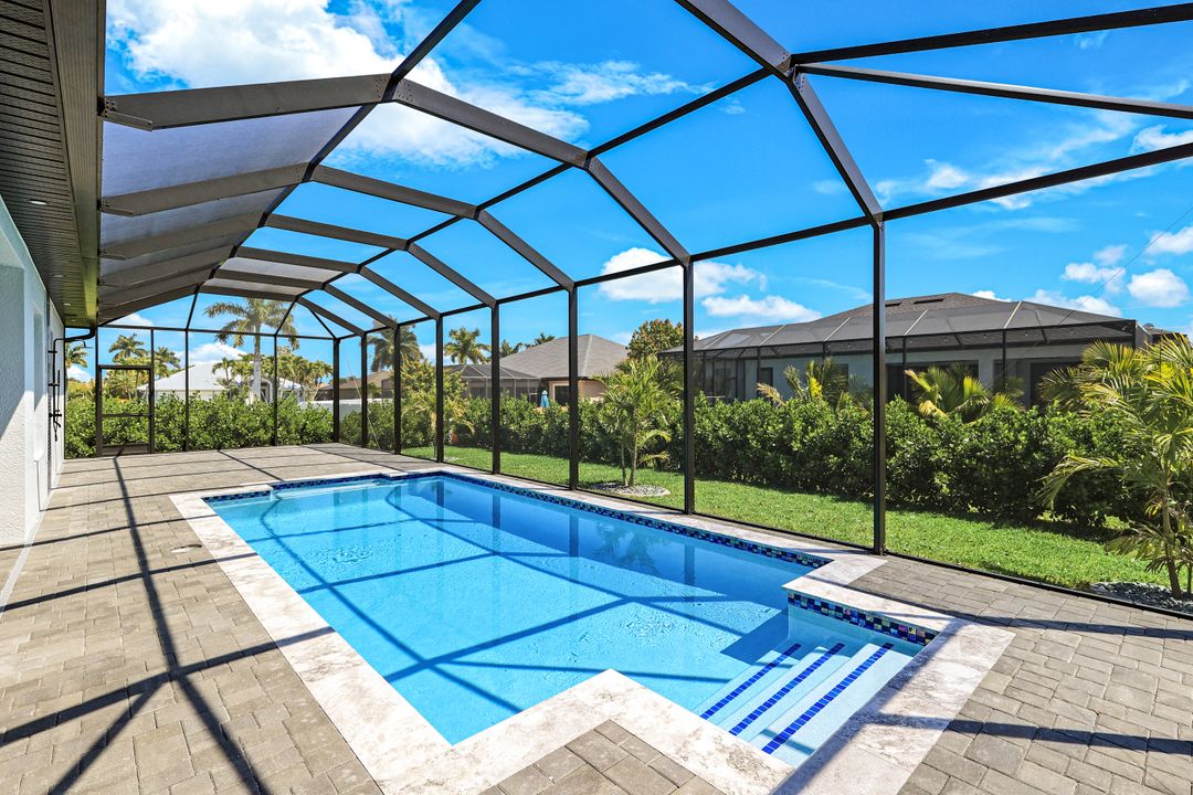 2833 SW 25th Ave, Cape Coral, FL 33914