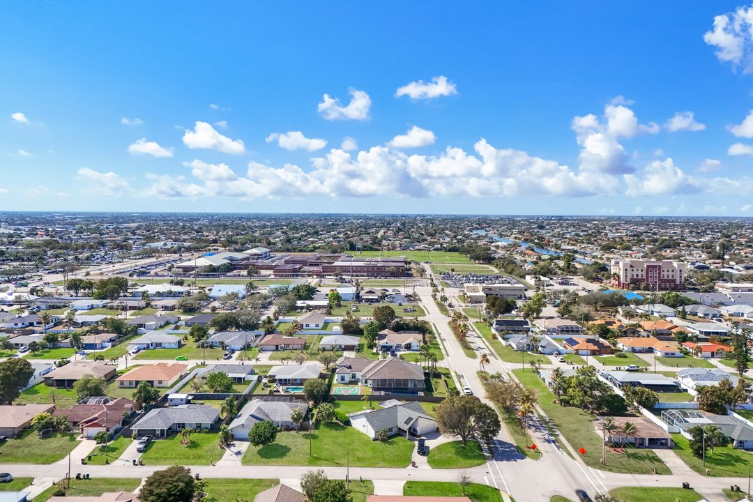 455 SE 17th Ave, Cape Coral, FL 33990
