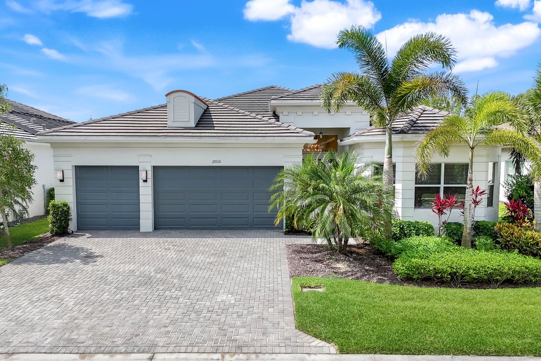 28616 Wharton Dr, Bonita Springs, FL 34135