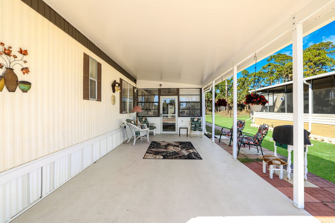 27570 Hoenie Dr, Bonita Springs, FL 34135