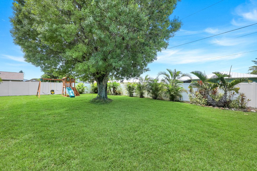 222 SW 39th St, Cape Coral, FL 33914