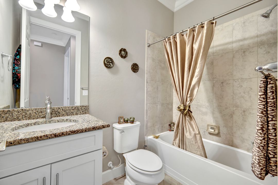 9079 Triangle Palms Ln, Fort Myers, FL 33913