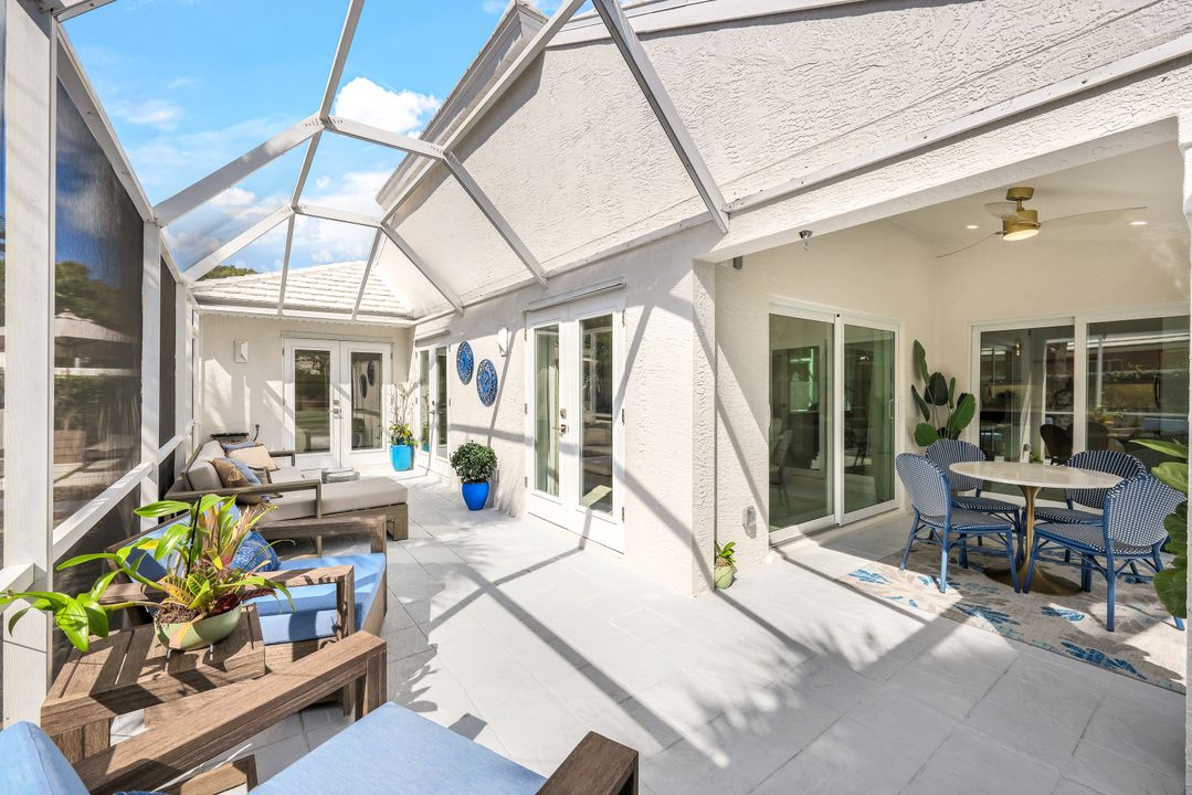 1262 Silverstrand Dr, Naples, FL 34110