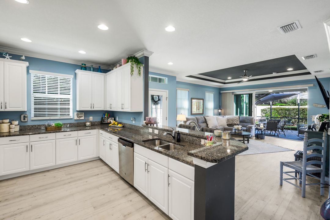 2655 Vareo Ct, Cape Coral, FL 33991