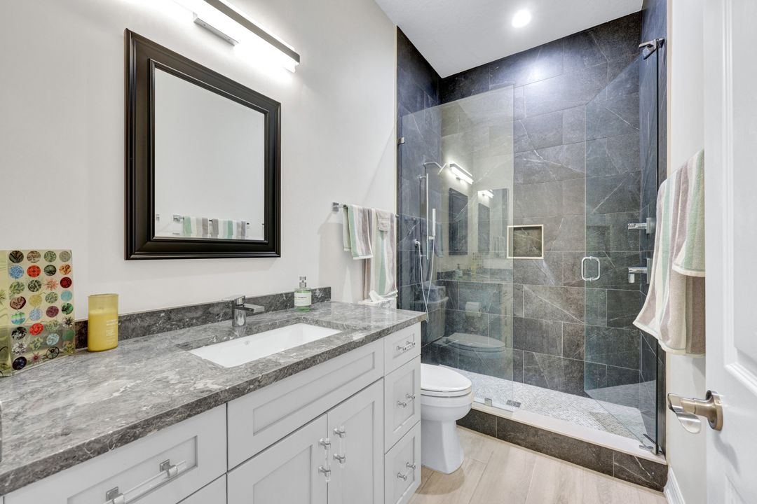 3310 Hamlet Dr #3, Naples, FL 34105
