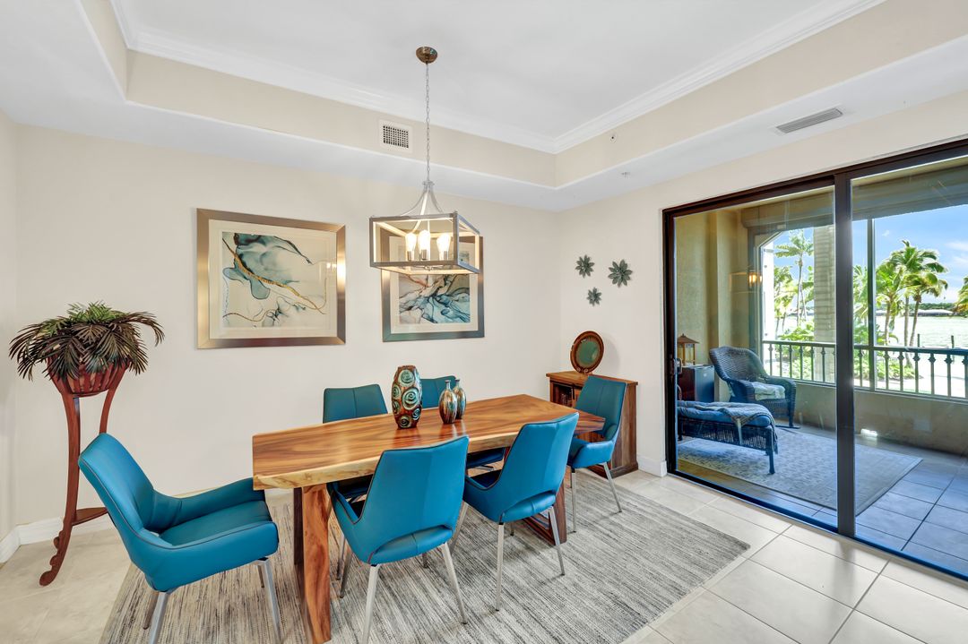 10721 Mirasol Dr #205, Miromar Lakes, FL 33913