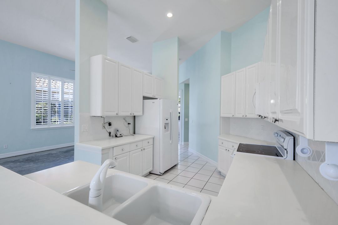 25380 Galashields Cir, Bonita Springs, FL 34134