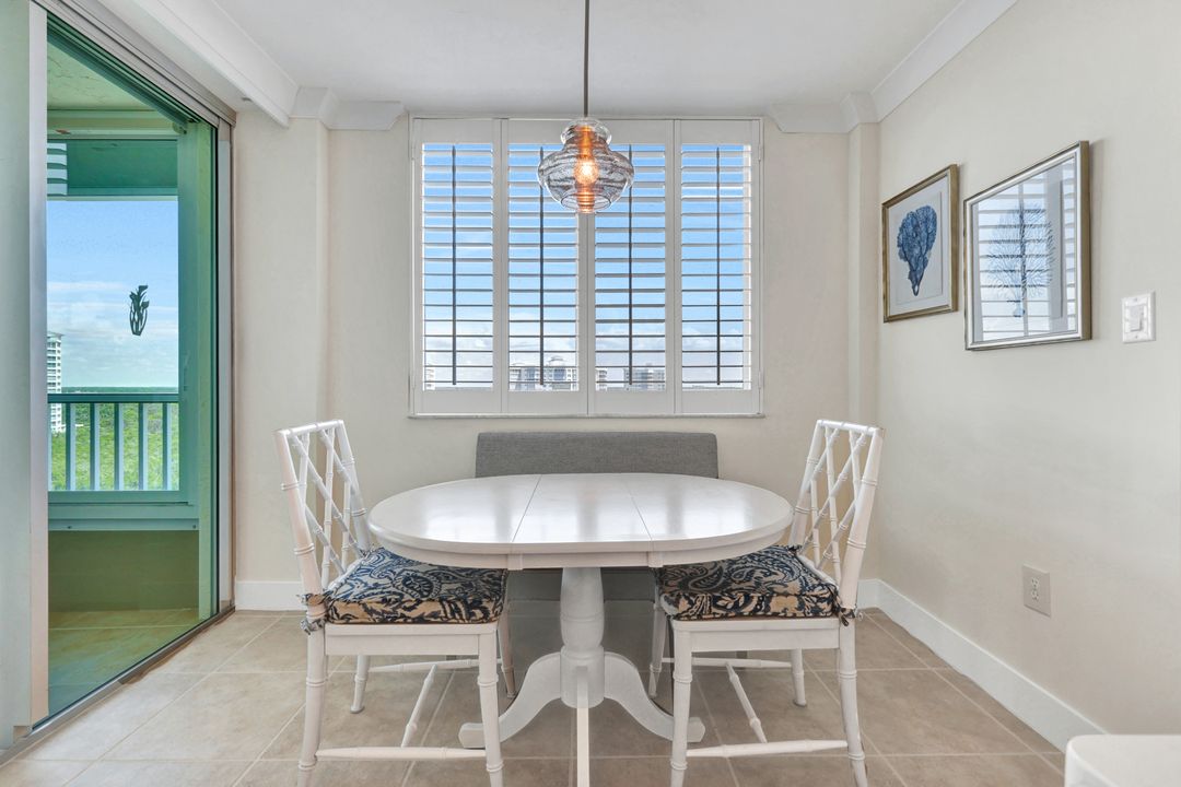21 Bluebill Ave #1001, Naples, FL 34108