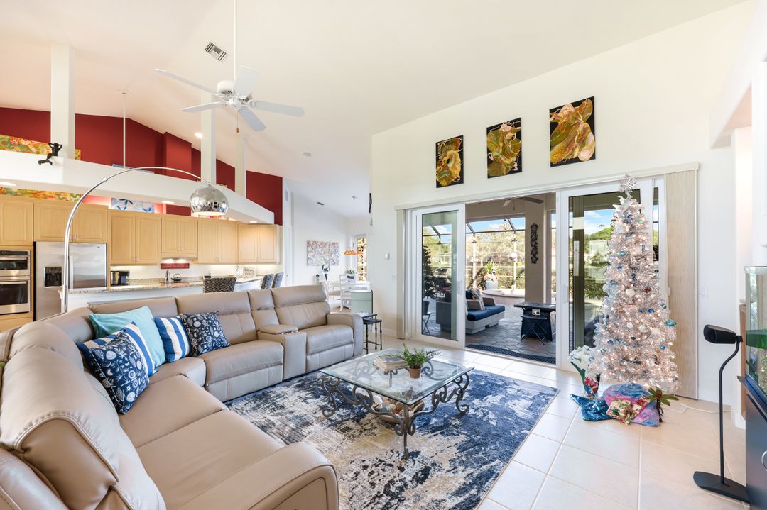 9852 Treasure Cay Ln, Bonita Springs, FL 34135