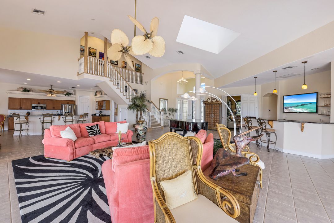 5231 SW 5th Pl, Cape Coral, FL 33914