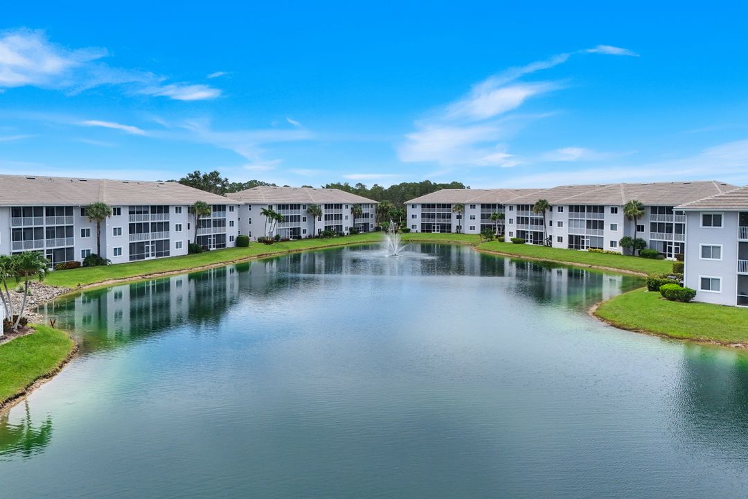 7822 Great Heron Way #201, Naples, FL 34104