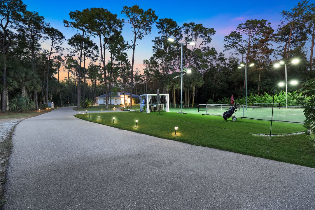 6641 Golden Gate Pkwy, Naples, FL 34105