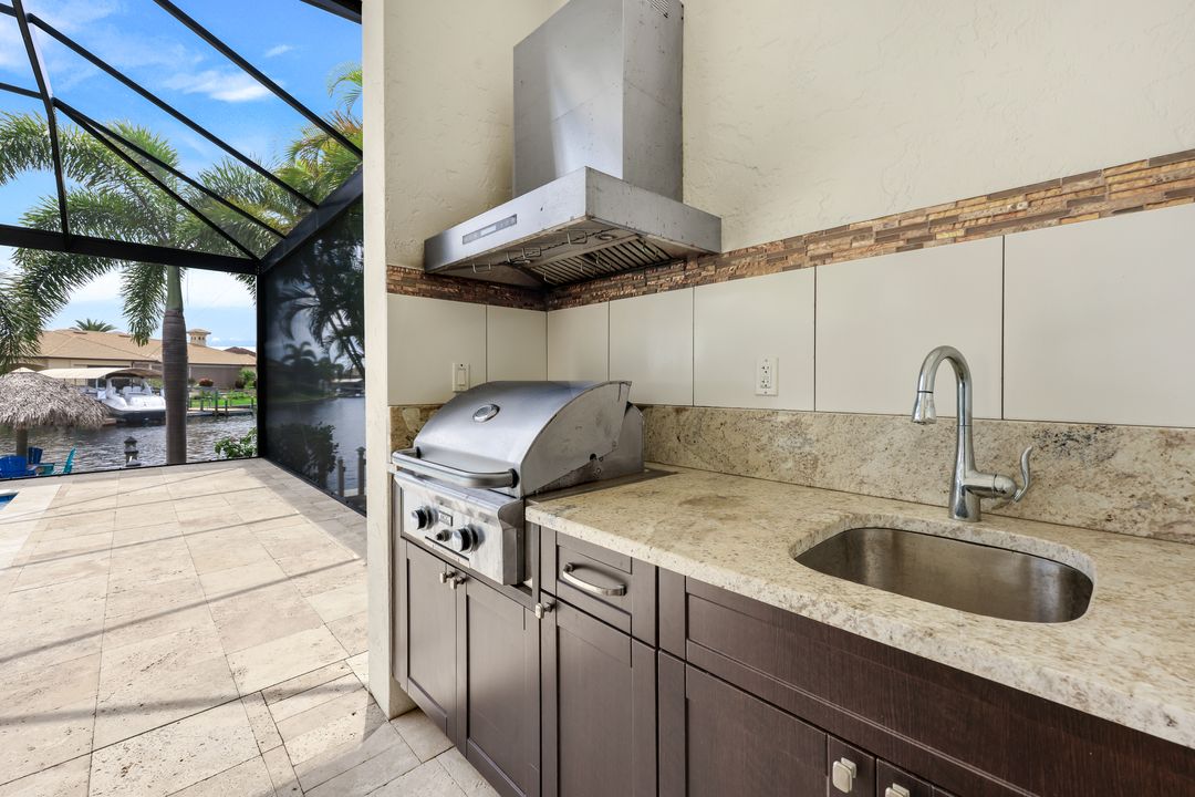 4813 SW 23rd Ave, Cape Coral, FL 33914