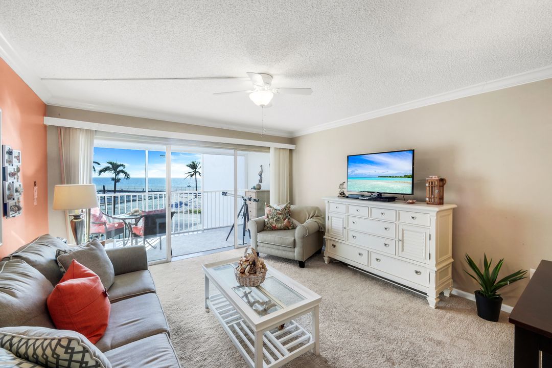 25830 Hickory Blvd #101, Bonita Springs, FL 34134