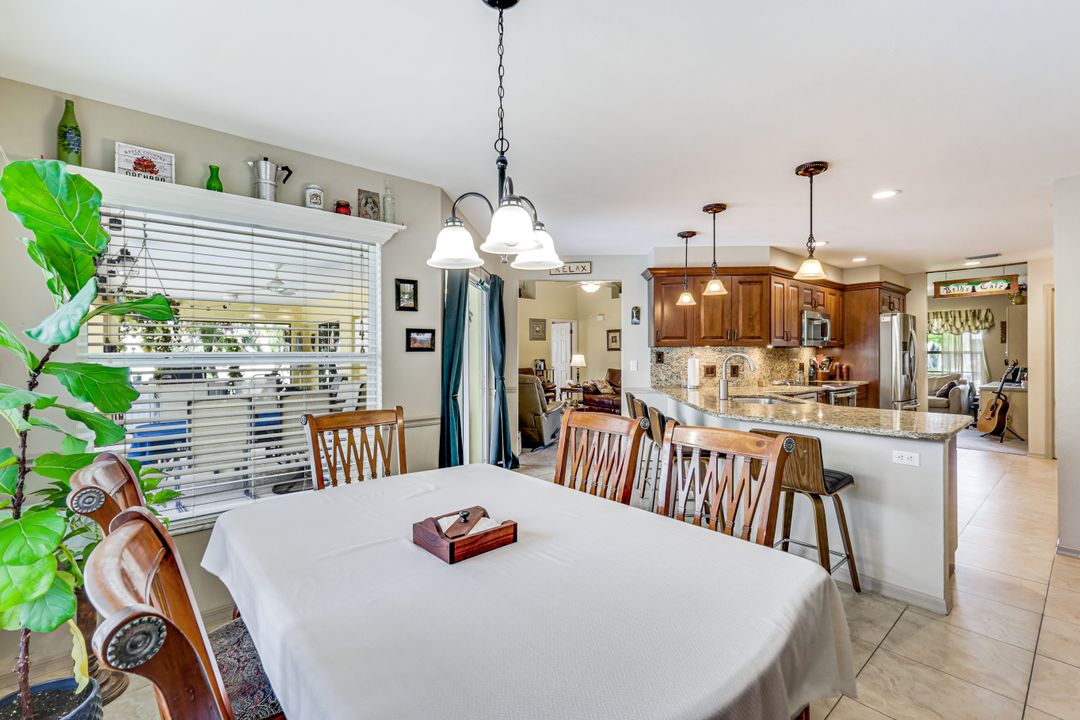 1820 SW 51st St, Cape Coral, FL 33914